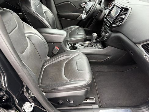 Used 2019 Jeep Cherokee High Altitude image 14