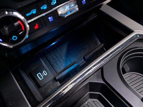 Used 2022 Ford F350 Platinum image 64