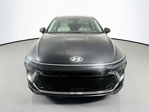 Certified 2025 Hyundai Sonata SEL FWD image 2