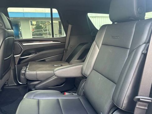 Used 2026 Cadillac Escalade 2WD image 14