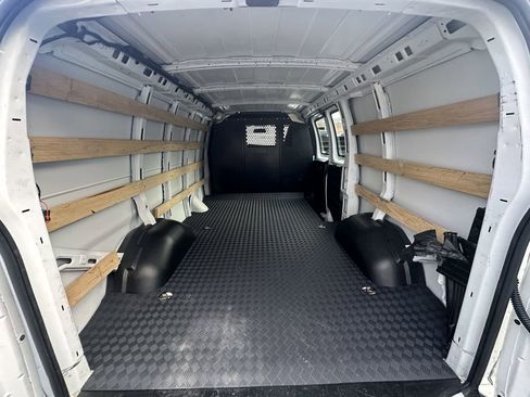 Used 2024 Chevrolet Express 2500 Work Van w/ Driver Convenience Package image 9