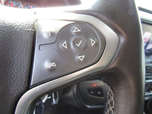 Used 2018 Chevrolet Silverado 1500 LTZ image 17