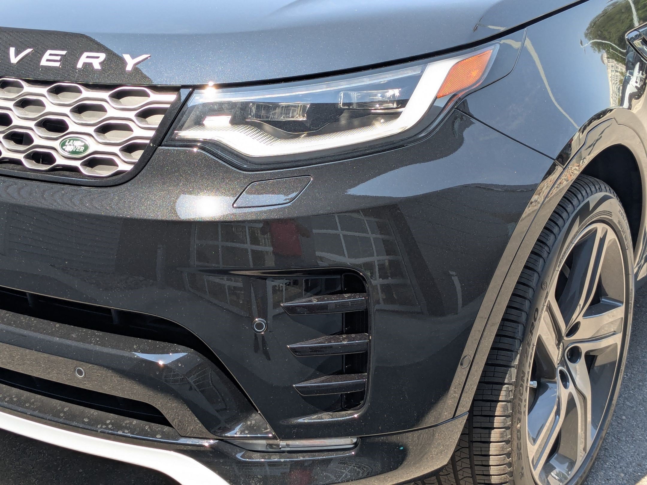 New 2026 Land Rover Discovery Limited Edition AWD/4WD image 9