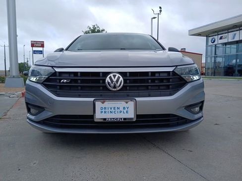 Used 2020 Volkswagen Jetta S image 2