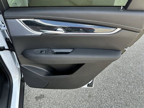 New 2025 Cadillac XT5 Premium Luxury w/ Technology Package image 34