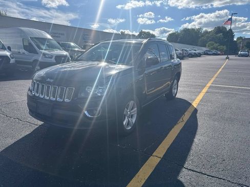 Used 2015 Jeep Compass High Altitude AWD/4WD image 1