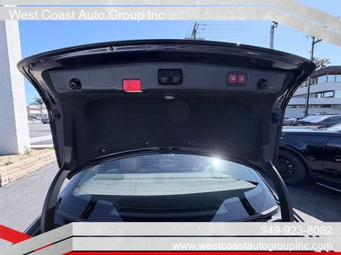 Used 2017 Mercedes-Benz E 300 image 25