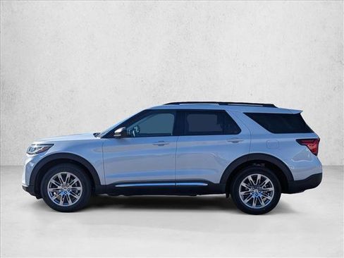 New 2025 Ford Explorer Active w/ Active Comfort Package image 9