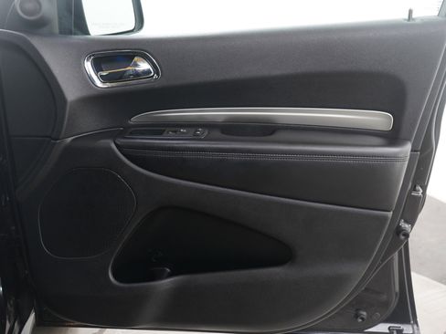 Used 2013 Dodge Durango SXT w/ Blacktop Pkg image 12