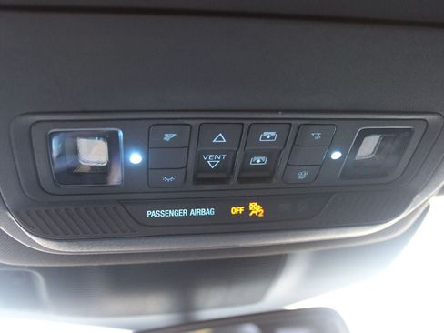 Used 2020 Ford Explorer Limited RWD image 15