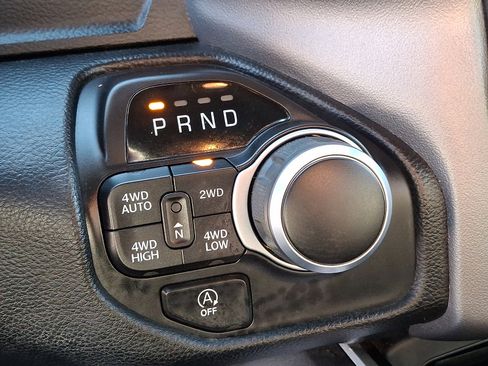 Certified 2022 RAM 1500 Big Horn image 15