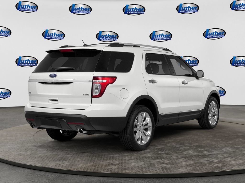 Used 2015 Ford Explorer XLT w/ Equipment Group 202A AWD/4WD image 2
