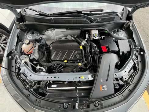 Used 2025 Buick Envista Sport Touring image 32