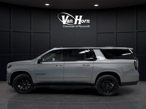 New 2026 Chevrolet Suburban RST w/ RST Capability Package image 13