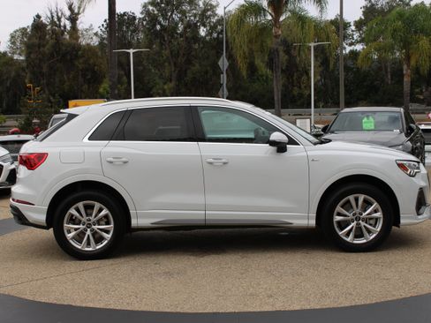 Certified 2025 Audi Q3 2.0T Premium w/ Convenience Package AWD/4WD image 6