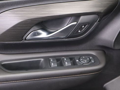 Used 2020 GMC Terrain SLT image 23