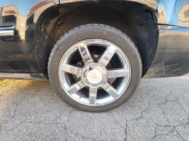 Used 2011 Cadillac Escalade Premium AWD/4WD image 33