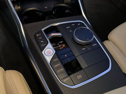 New 2026 BMW 330i Sedan w/ Convenience Package image 22