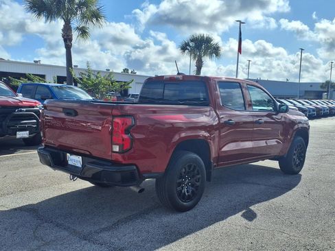 Used 2025 Chevrolet Colorado W/T w/ WT Custom Package RWD image 2