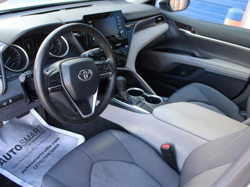 Used 2023 Toyota Camry LE FWD image 12