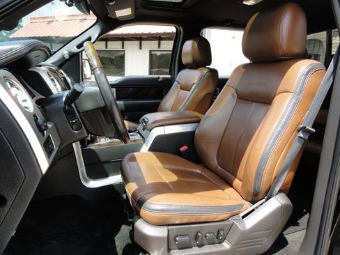Used 2014 Ford F150 Platinum RWD image 13