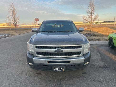 Used 2010 Chevrolet Silverado 1500 LT w/ Texas Edition image 2