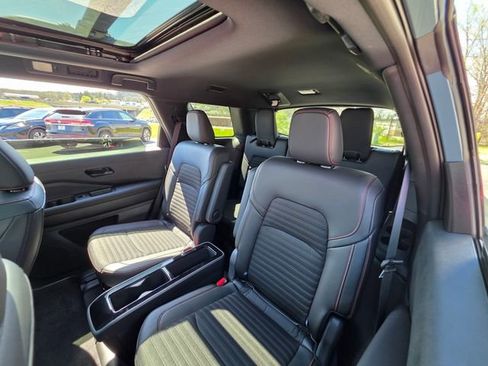 New 2026 Nissan Pathfinder Rock Creek w/ Rock Creek Premium Package AWD/4WD image 26