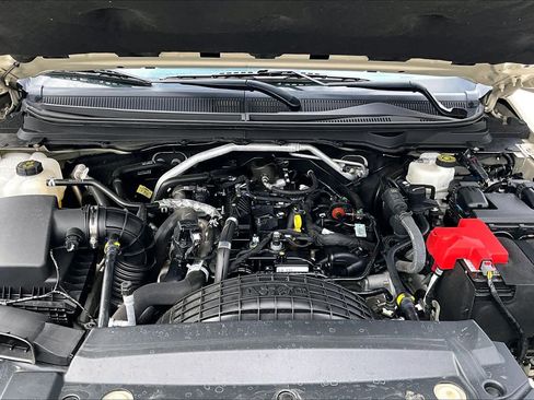 Used 2022 Ford Ranger XLT w/ Equipment Group 301A Mid RWD image 29