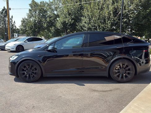 Used 2022 Tesla Model X Plaid AWD/4WD image 5