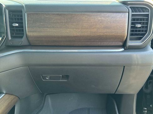 Certified 2022 Chevrolet Silverado 1500 High Country w/ High Country Premium Package image 29