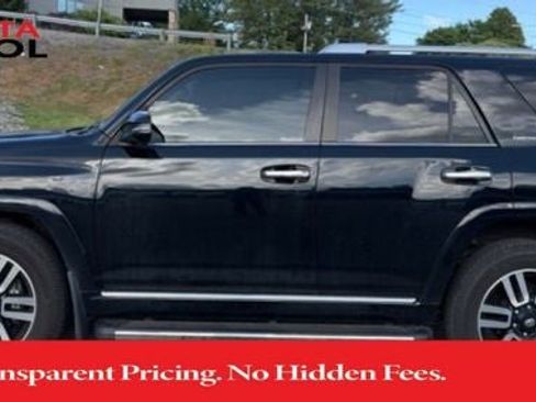 Used 2020 Toyota 4Runner Limited AWD/4WD image 19