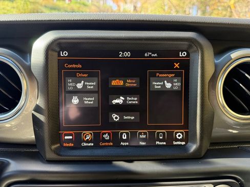 Used 2022 Jeep Wrangler Unlimited Sahara w/ Cold Weather Group image 24