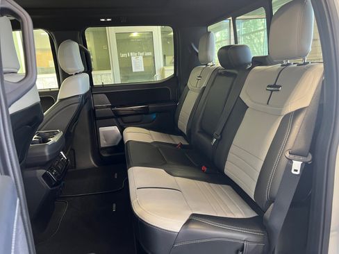 Used 2023 Ford F150 Lightning Platinum AWD/4WD image 24