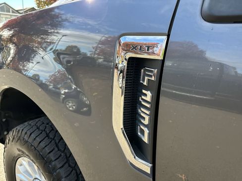 Used 2022 Ford F250 XLT image 6