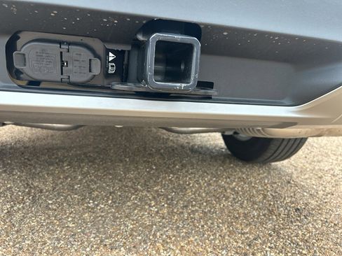 New 2026 Ford Explorer Active RWD image 11