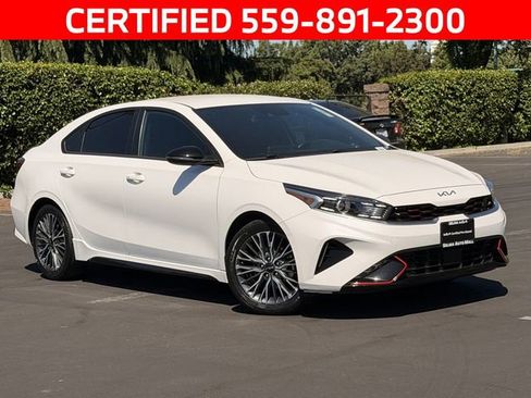 Used 2023 Kia Forte GT-Line w/ GT-Line Technology Package FWD image 2