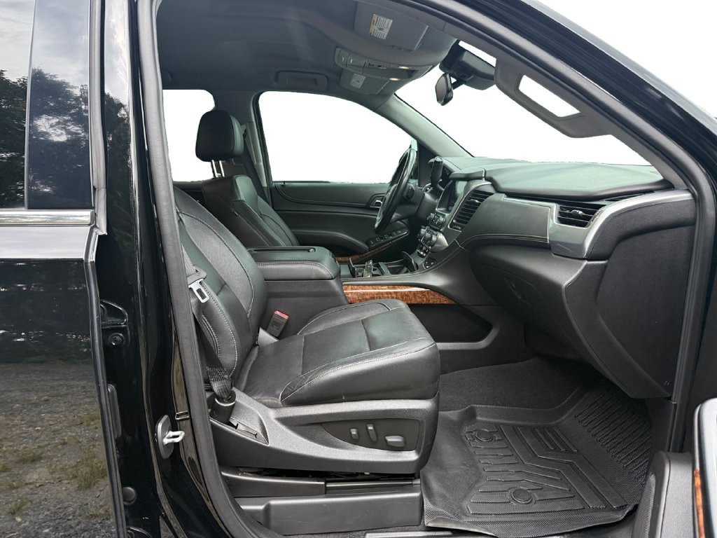 Used 2020 Chevrolet Tahoe Premier w/ Max Trailering Package AWD/4WD image 15
