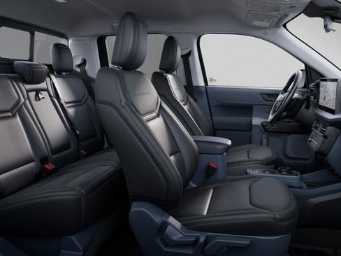 New 2025 Ford Maverick Lariat w/ Black Appearance Package image 29