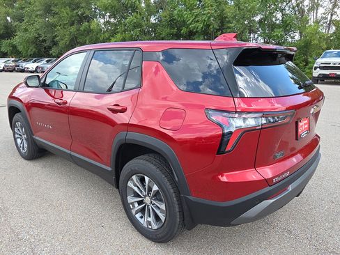 New 2027 Chevrolet Equinox LT w/ Convenience Package II FWD image 6