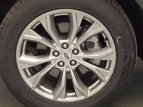 Used 2020 Ford Explorer XLT w/ Equipment Group 202A image 31