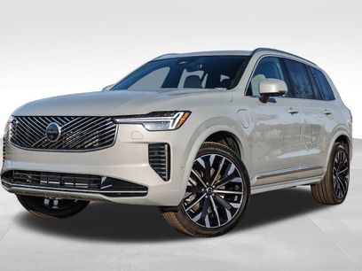 New 2026 Volvo XC90 T8 Plus w/ Protection Package Premier