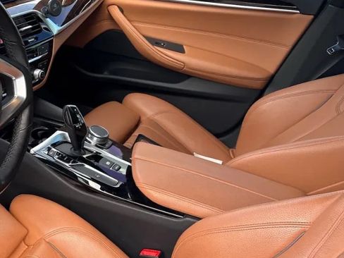 Used 2019 BMW 540i xDrive w/ Convenience Package AWD/4WD image 12