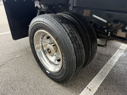 Used 2023 Ford F550 4x4 SuperCab Super Duty image 6