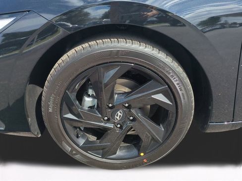 New 2026 Hyundai Elantra Sport FWD image 11