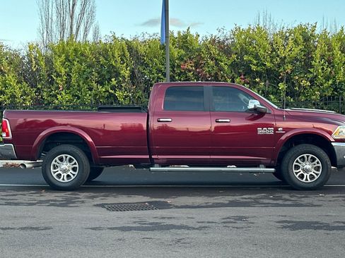 Used 2018 RAM 3500 Laramie image 3