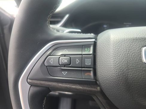 Used 2025 Jeep Grand Cherokee L Limited AWD/4WD image 31