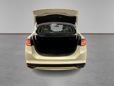 Used 2015 Ford Fusion Titanium image 11