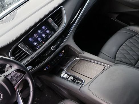 Used 2024 Buick Enclave Avenir w/ Avenir Technology Package AWD/4WD image 24