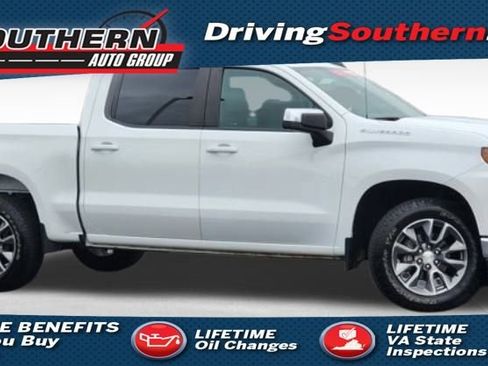 Used 2021 Chevrolet Silverado 1500 LT image 1