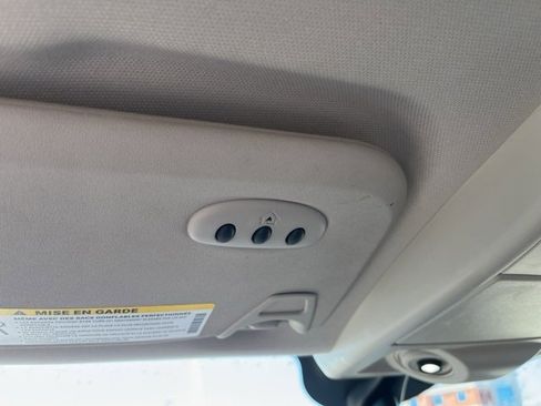 Used 2015 Dodge Journey R/T w/ Flexible Seating Group image 31